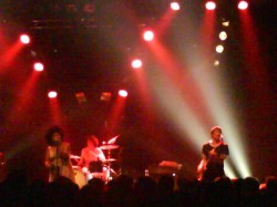 20061110 The Bellrays Bataclan 16